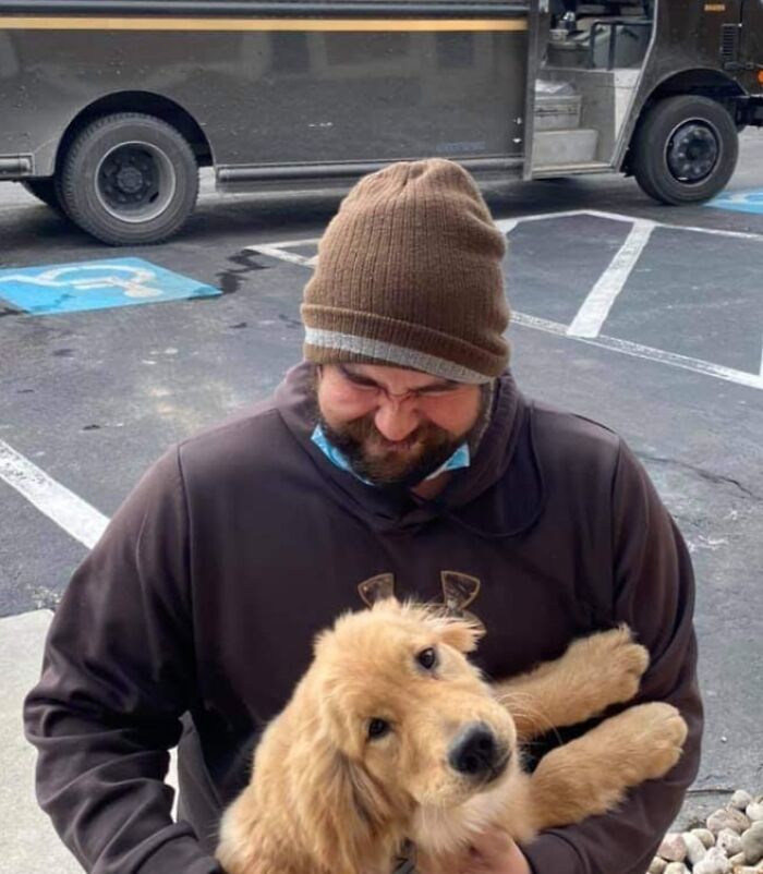 Turns Out, UPS Drivers Have A Facebook Group About Dogs They Meet On Their Routes, And It Will Make Your Day (30 New Pics) Turns Out, UPS Drivers Have A Facebook Group About Dogs They Meet On Their Routes, And It Will Make Your Day (30 New Pics)