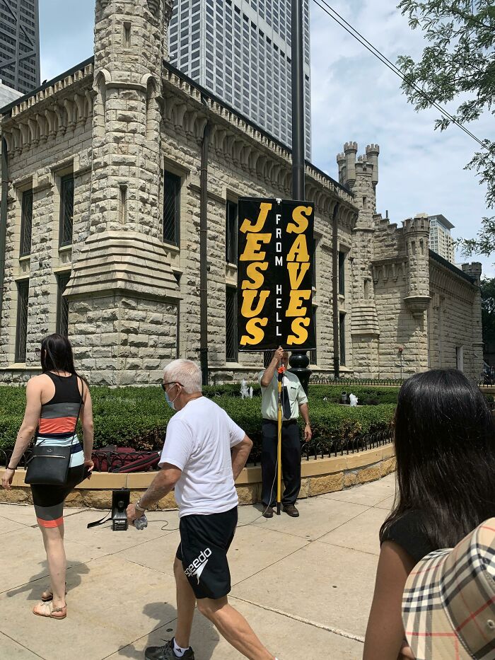 30 Times People Didn’t Think Their Message Through And It Resulted In These Fails (New Pics) 30 Times People Didn’t Think Their Message Through And It Resulted In These Fails (New Pics)