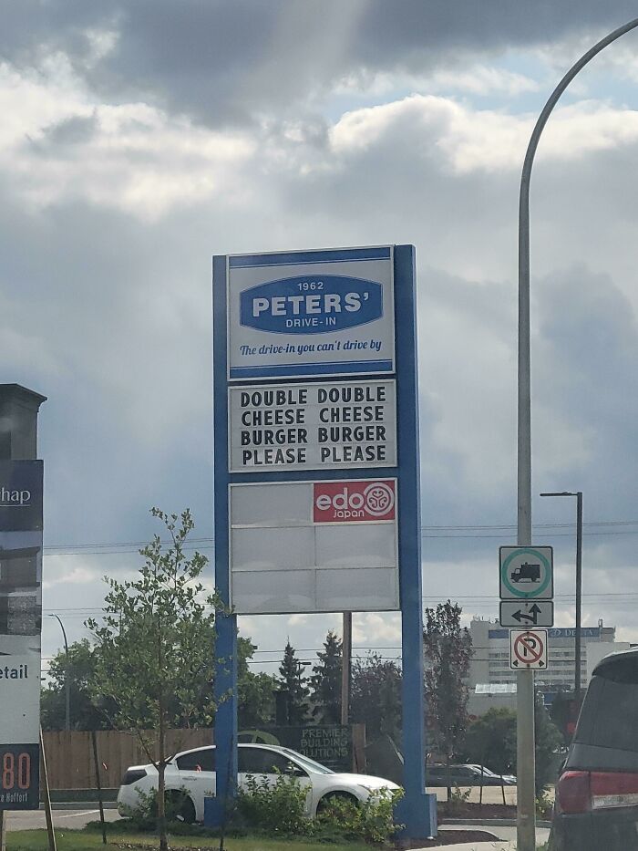 30 Times People Didn’t Think Their Message Through And It Resulted In These Fails (New Pics) 30 Times People Didn’t Think Their Message Through And It Resulted In These Fails (New Pics)