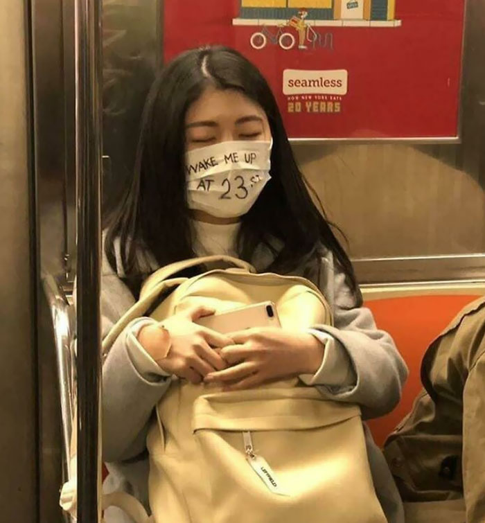50 Times People Spotted Such Strange Things On The Subway, They Had To Take A Photo (New Pics) 50 Times People Spotted Such Strange Things On The Subway, They Had To Take A Photo (New Pics)