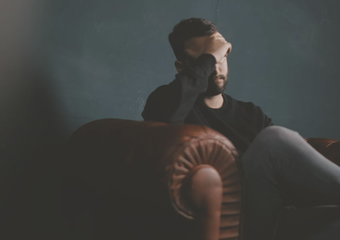 People Who Grew Up Poor Share The Subtle Signs That Show A Person Is Rich (30 Answers)