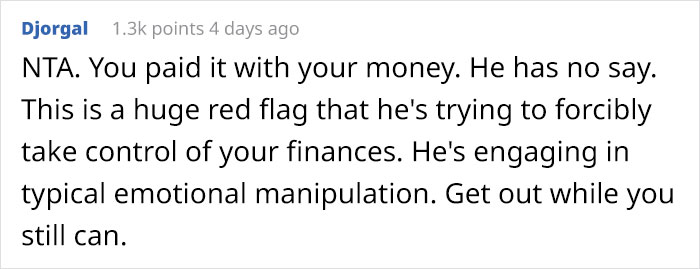 “Only Smart Brides Save Money”: Fiancé Loses It After Finding Out His Wife-To-Be Spent $400 Of Her Own Money On A Wedding Dress “Only Smart Brides Save Money”: Fiancé Loses It After Finding Out His Wife-To-Be Spent $400 Of Her Own Money On A Wedding Dress