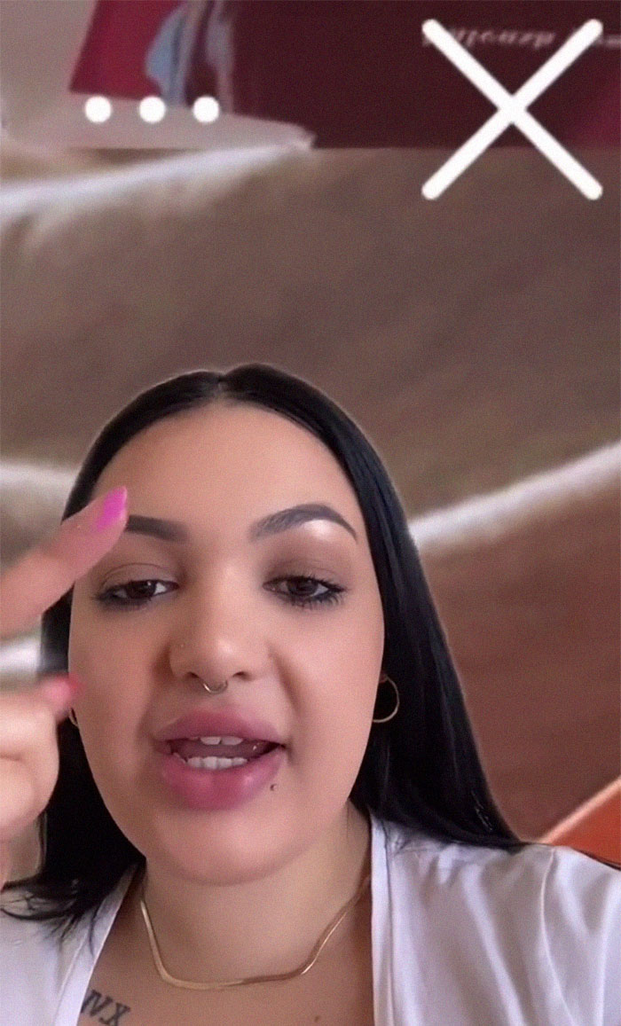 “Our Packaging Can Be Seen In The Background:” Small Business Owner Exposes Lying Customer “Our Packaging Can Be Seen In The Background:” Small Business Owner Exposes Lying Customer