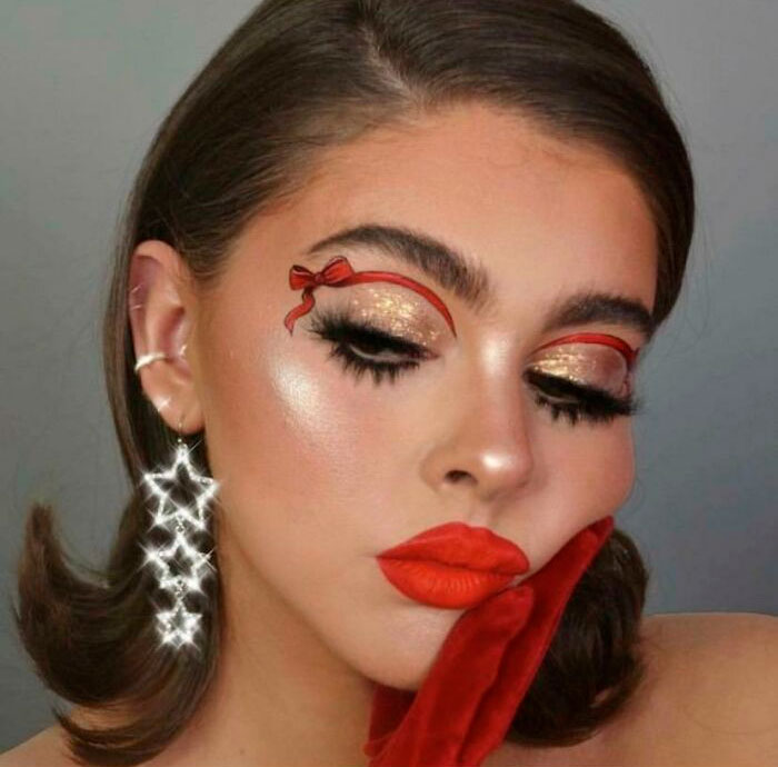 This Online Group Is Dedicated To Collecting Makeup Fails, And Here Are 50 Of The Worst Ones (New Pics) This Online Group Is Dedicated To Collecting Makeup Fails, And Here Are 50 Of The Worst Ones (New Pics)