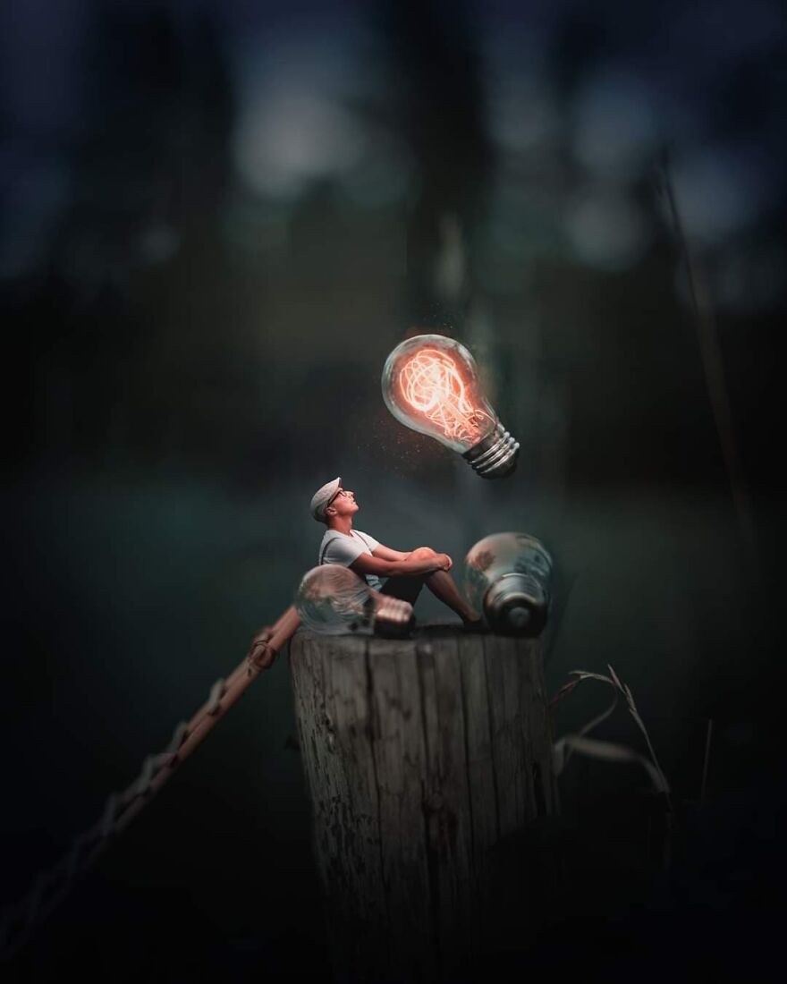 This Canadian Photographer Creates Amazing Miniature Images Of Himself (58 Pics) This Canadian Photographer Creates Amazing Miniature Images Of Himself (58 Pics)