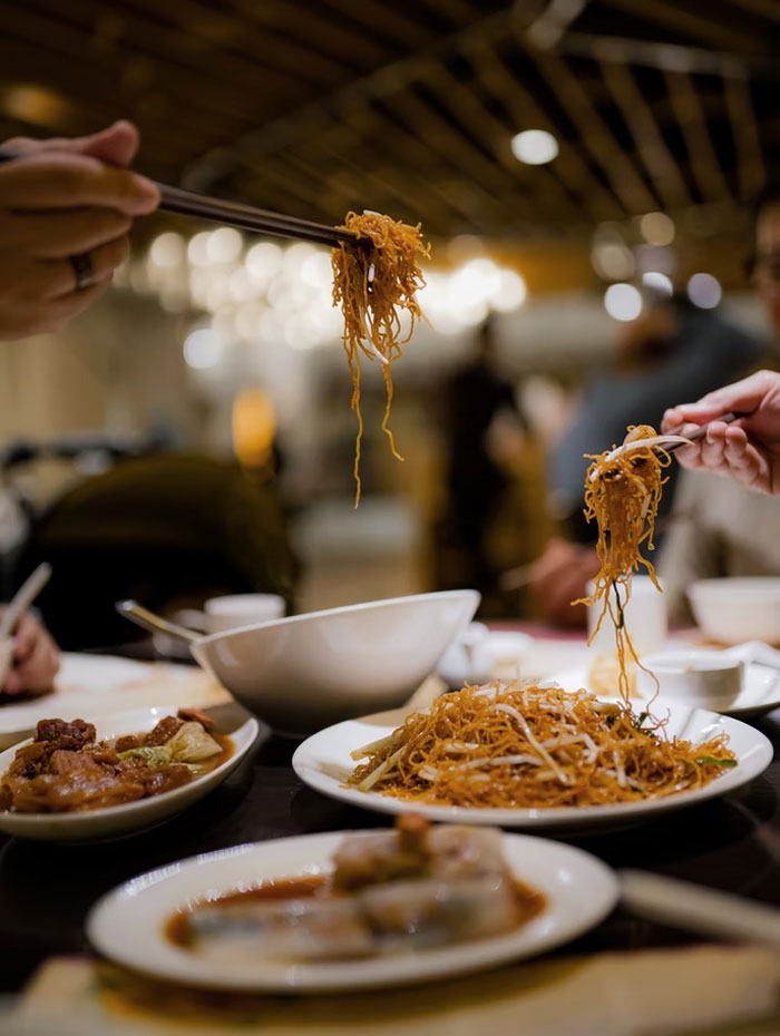 30 People Reveal The Most Spine-Chilling Messages They’ve Ever Received 30 People Reveal The Most Spine-Chilling Messages They’ve Ever Received