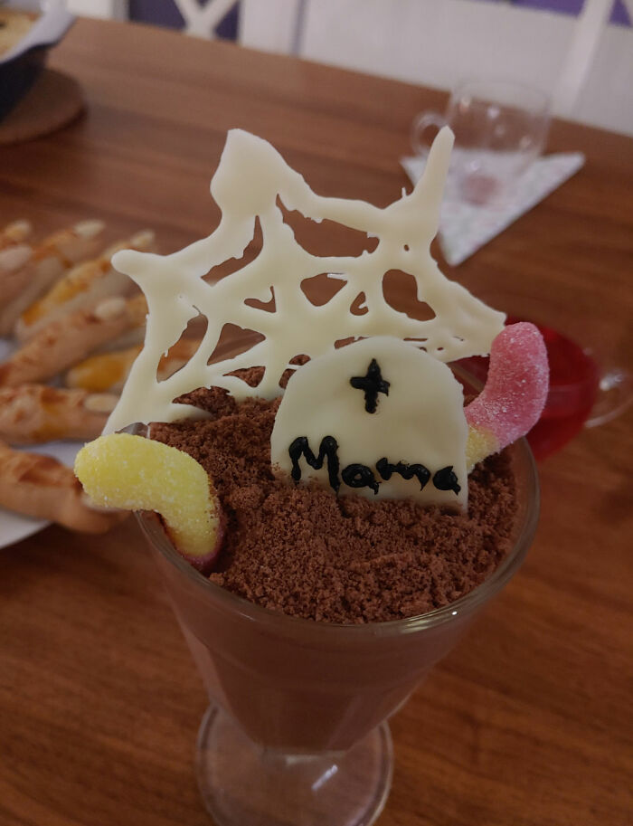 Hey Pandas, Show A Pic Of Your Favorite Halloween Tradition (Closed)