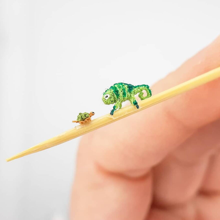 This Artist Started Micro Crocheting As An Experiment, And Now She Creates Tiny Animals And Plants Using Needle And Thread (70 Pics) This Artist Started Micro Crocheting As An Experiment, And Now She Creates Tiny Animals And Plants Using Needle And Thread (70 Pics)