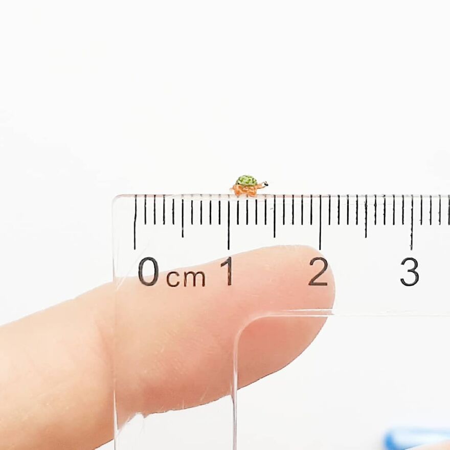 This Artist Started Micro Crocheting As An Experiment, And Now She Creates Tiny Animals And Plants Using Needle And Thread (70 Pics) This Artist Started Micro Crocheting As An Experiment, And Now She Creates Tiny Animals And Plants Using Needle And Thread (70 Pics)