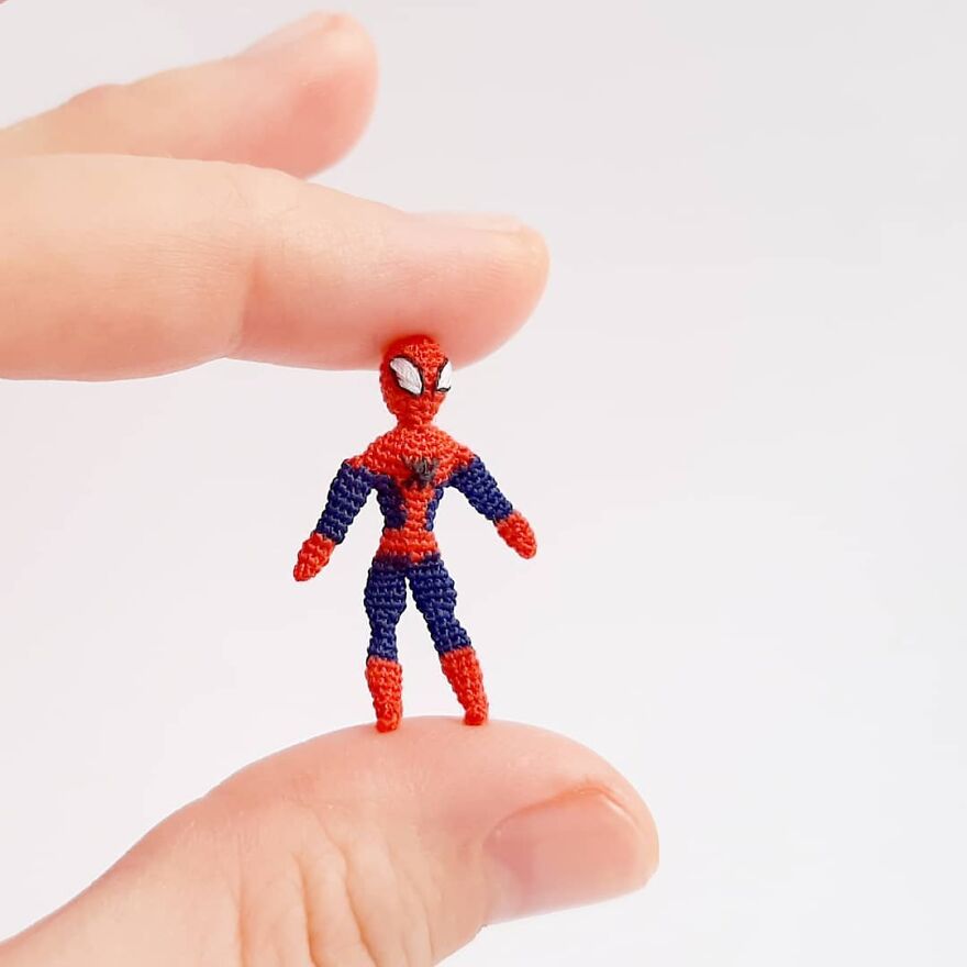 This Artist Started Micro Crocheting As An Experiment, And Now She Creates Tiny Animals And Plants Using Needle And Thread (70 Pics) This Artist Started Micro Crocheting As An Experiment, And Now She Creates Tiny Animals And Plants Using Needle And Thread (70 Pics)