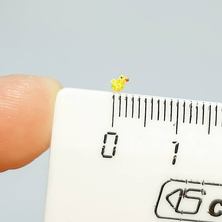This Artist Started Micro Crocheting As An Experiment, And Now She Creates Tiny Animals And Plants Using Needle And Thread (70 Pics) This Artist Started Micro Crocheting As An Experiment, And Now She Creates Tiny Animals And Plants Using Needle And Thread (70 Pics)