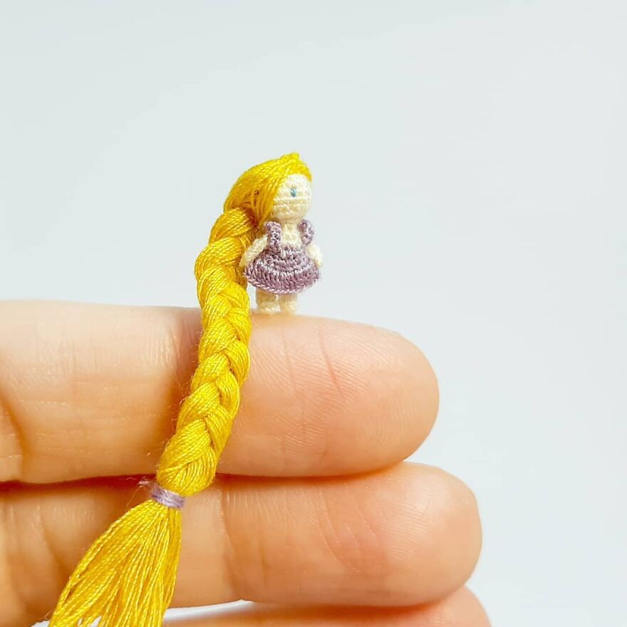 This Artist Started Micro Crocheting As An Experiment, And Now She Creates Tiny Animals And Plants Using Needle And Thread (70 Pics) This Artist Started Micro Crocheting As An Experiment, And Now She Creates Tiny Animals And Plants Using Needle And Thread (70 Pics)