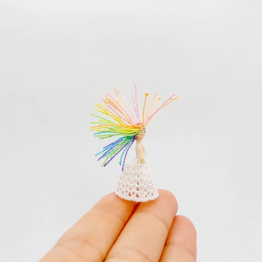 This Artist Started Micro Crocheting As An Experiment, And Now She Creates Tiny Animals And Plants Using Needle And Thread (70 Pics) This Artist Started Micro Crocheting As An Experiment, And Now She Creates Tiny Animals And Plants Using Needle And Thread (70 Pics)