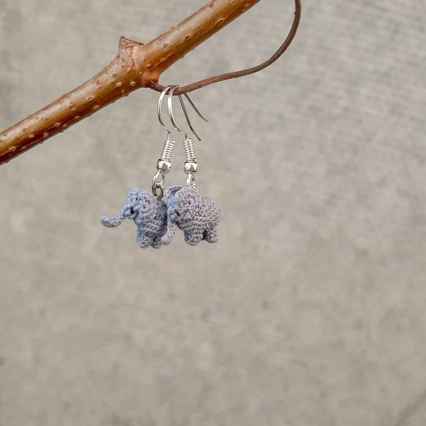 This Artist Started Micro Crocheting As An Experiment, And Now She Creates Tiny Animals And Plants Using Needle And Thread (70 Pics) This Artist Started Micro Crocheting As An Experiment, And Now She Creates Tiny Animals And Plants Using Needle And Thread (70 Pics)