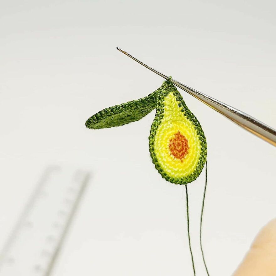 This Artist Started Micro Crocheting As An Experiment, And Now She Creates Tiny Animals And Plants Using Needle And Thread (70 Pics) This Artist Started Micro Crocheting As An Experiment, And Now She Creates Tiny Animals And Plants Using Needle And Thread (70 Pics)