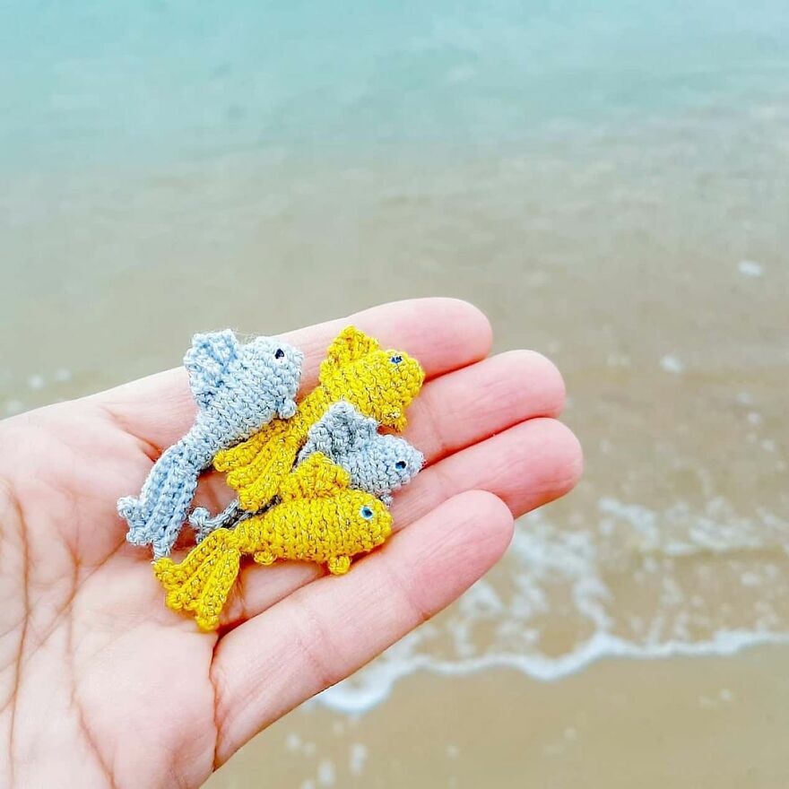 This Artist Started Micro Crocheting As An Experiment, And Now She Creates Tiny Animals And Plants Using Needle And Thread (70 Pics) This Artist Started Micro Crocheting As An Experiment, And Now She Creates Tiny Animals And Plants Using Needle And Thread (70 Pics)