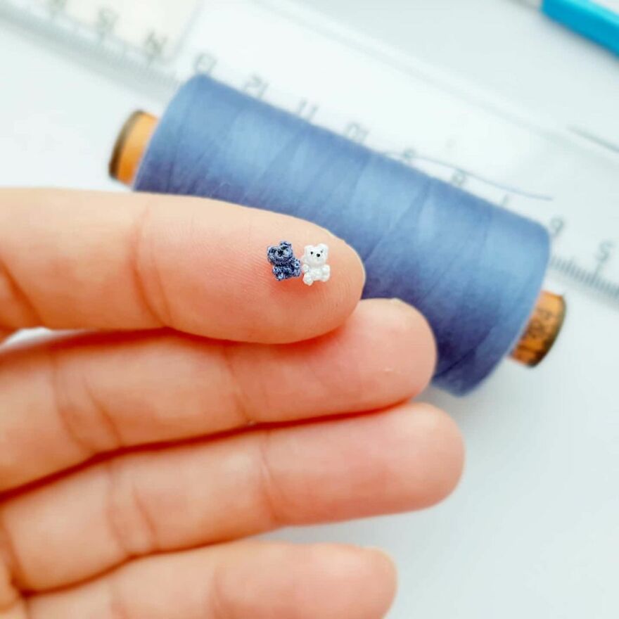 This Artist Started Micro Crocheting As An Experiment, And Now She Creates Tiny Animals And Plants Using Needle And Thread (70 Pics) This Artist Started Micro Crocheting As An Experiment, And Now She Creates Tiny Animals And Plants Using Needle And Thread (70 Pics)
