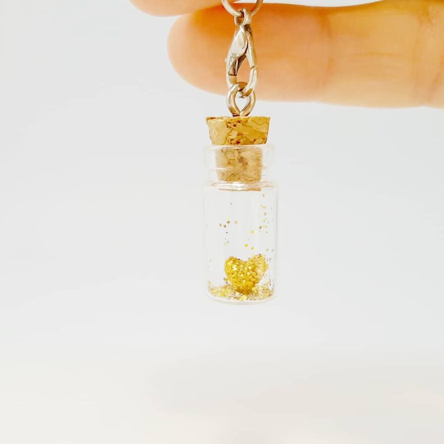 This Artist Started Micro Crocheting As An Experiment, And Now She Creates Tiny Animals And Plants Using Needle And Thread (70 Pics) This Artist Started Micro Crocheting As An Experiment, And Now She Creates Tiny Animals And Plants Using Needle And Thread (70 Pics)