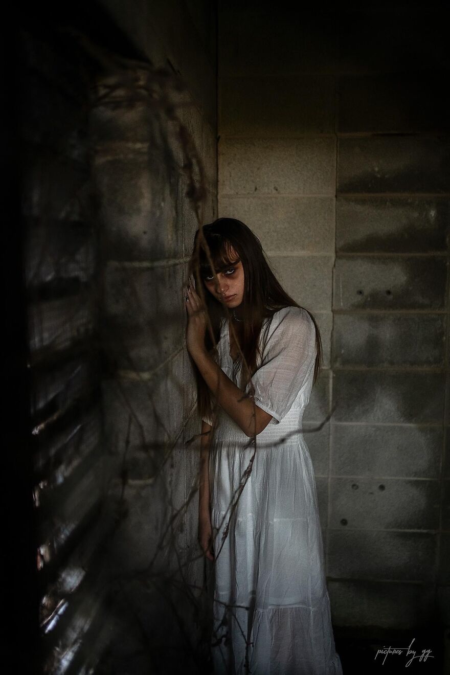 I Created A Creepy Photoshoot Series In Time For Halloween (26 Pics) I Created A Creepy Photoshoot Series In Time For Halloween (26 Pics)