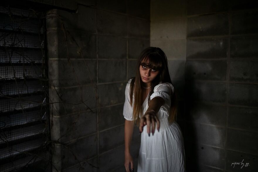 I Created A Creepy Photoshoot Series In Time For Halloween (26 Pics) I Created A Creepy Photoshoot Series In Time For Halloween (26 Pics)
