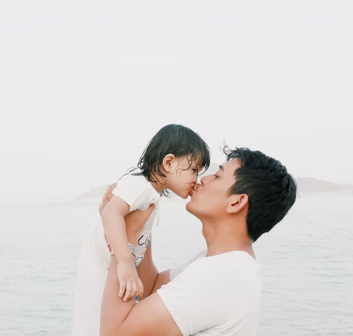 30 People Share “Seemingly Harmless” Things Parents Do To Their Kids That Can Actually Have Serious Consequences 30 People Share “Seemingly Harmless” Things Parents Do To Their Kids That Can Actually Have Serious Consequences