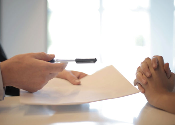 40 Things In Our Daily Lives That Many People Don&#8217;t Realize Are Scams