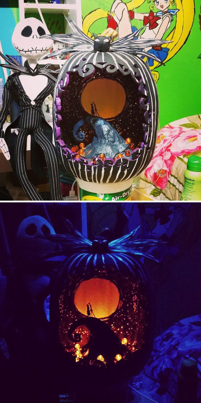 50 Times People Took Halloween Pumpkin Carving To A Whole New Level And Created These Masterpieces 50 Times People Took Halloween Pumpkin Carving To A Whole New Level And Created These Masterpieces
