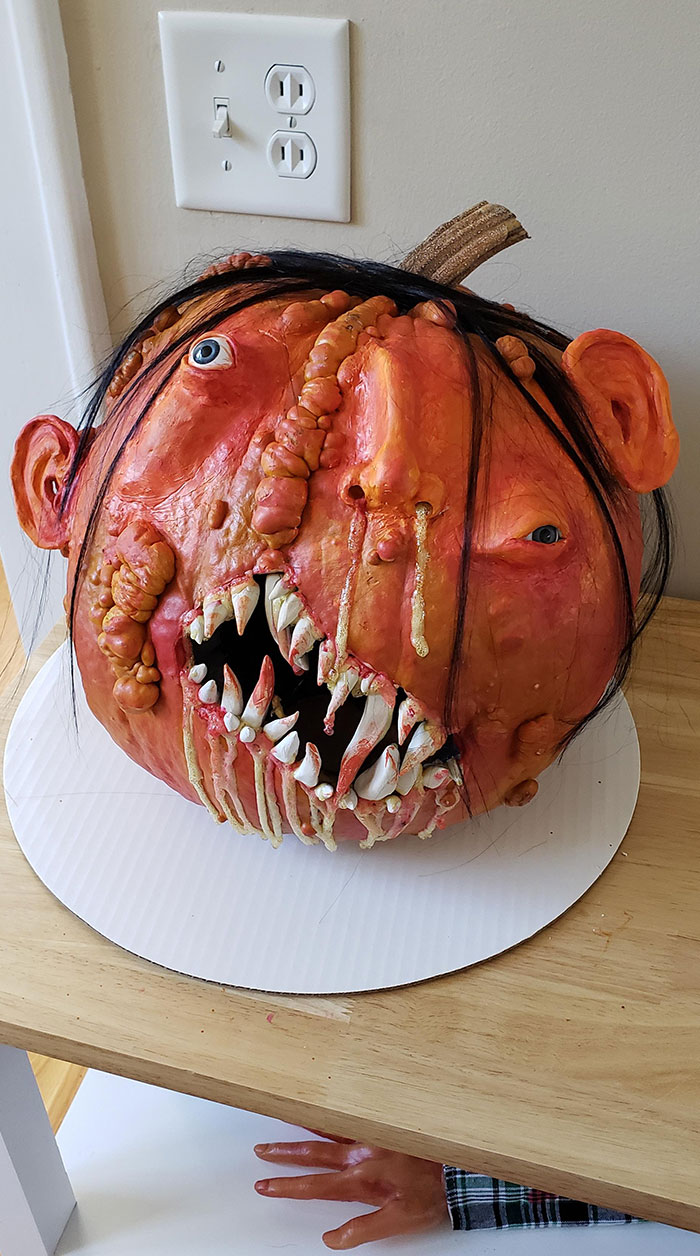 50 Times People Took Halloween Pumpkin Carving To A Whole New Level And Created These Masterpieces 50 Times People Took Halloween Pumpkin Carving To A Whole New Level And Created These Masterpieces