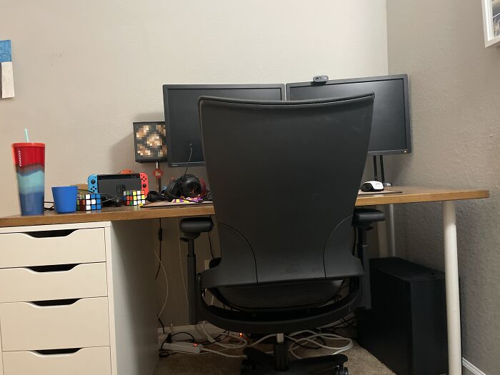 Hey Pandas, Take A Picture Of Something To Your Left (Closed) Hey Pandas, Take A Picture Of Something To Your Left (Closed)