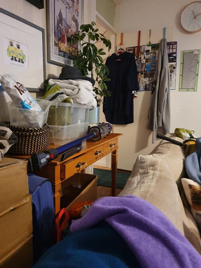 Hey Pandas, Take A Picture Of Something To Your Left (Closed) Hey Pandas, Take A Picture Of Something To Your Left (Closed)