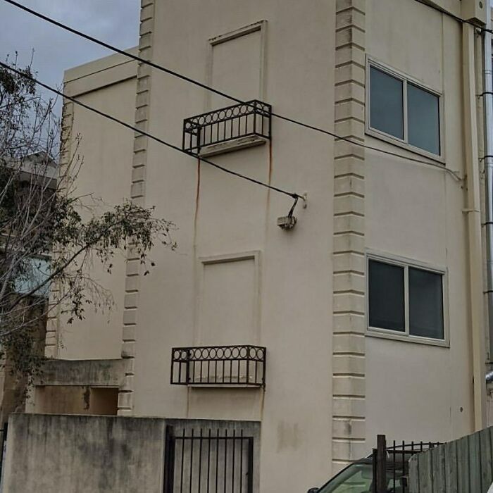 30 Houses In Melbourne That Appeared On This Architecture-Shaming Instagram Account 30 Houses In Melbourne That Appeared On This Architecture-Shaming Instagram Account