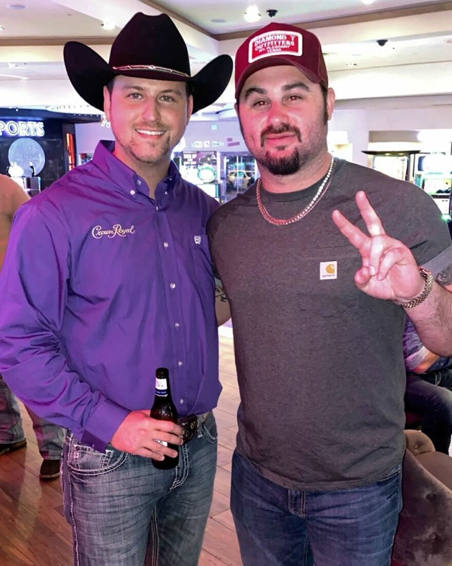 This Guy Has Been Taking Photos With Hollywood Celebrities Since Childhood, And Here Are 30 Of The Best Ones This Guy Has Been Taking Photos With Hollywood Celebrities Since Childhood, And Here Are 30 Of The Best Ones