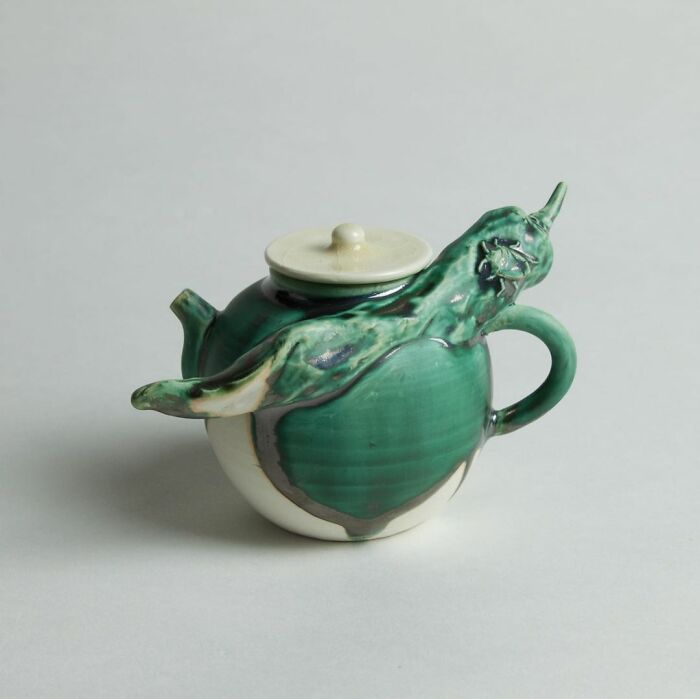 30 Surreal And Glitchy Ceramic Artworks By Keiko Masumoto 30 Surreal And Glitchy Ceramic Artworks By Keiko Masumoto