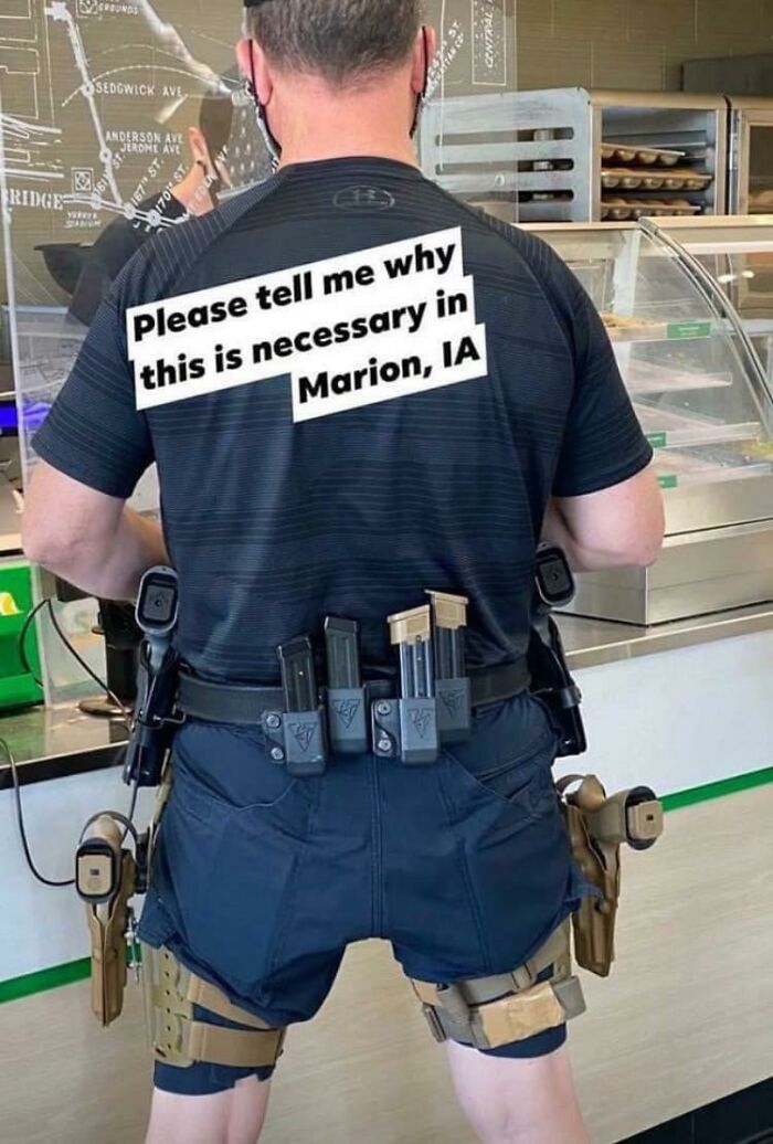 35 People Who Wanted To Look So Tough, They Ended Up Embarrassing Themselves Completely 35 People Who Wanted To Look So Tough, They Ended Up Embarrassing Themselves Completely