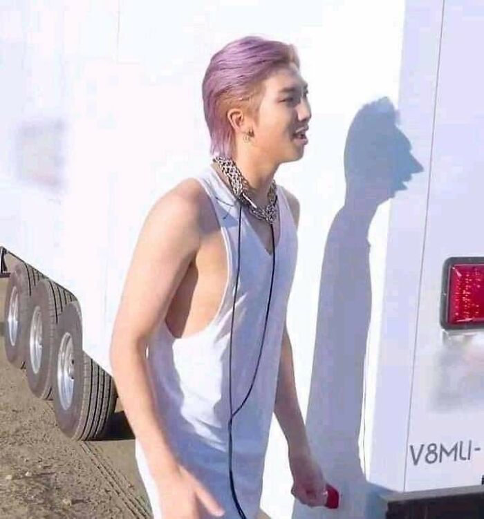 50 Surprising, Interesting Or Bizarre Shadows That Made People Look Twice 50 Surprising, Interesting Or Bizarre Shadows That Made People Look Twice