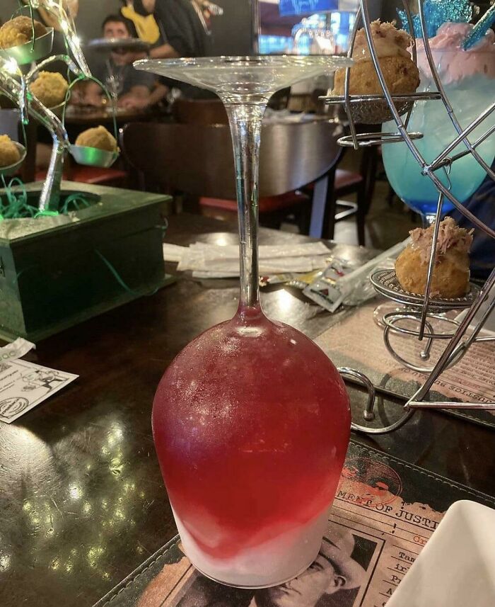 40 Times People Would’ve Rather Got Plates And Glasses Instead Of These Disasters (New Pics) 40 Times People Would’ve Rather Got Plates And Glasses Instead Of These Disasters (New Pics)