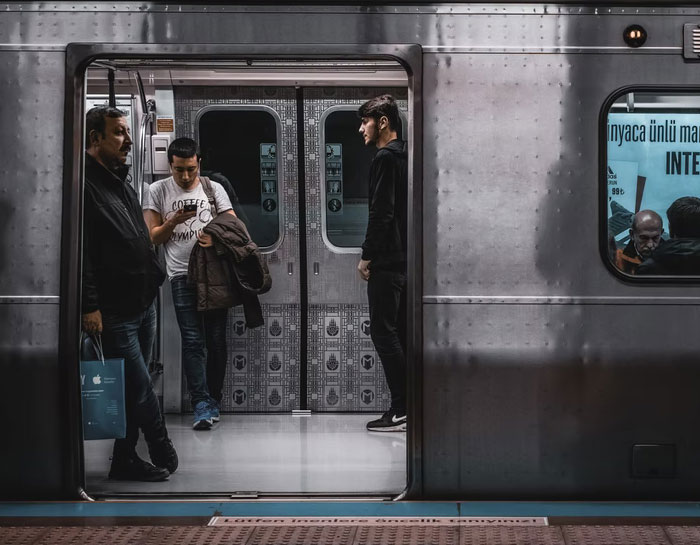 People Are Sharing The Most Underrated Thoughtful Gestures (40 Answers) People Are Sharing The Most Underrated Thoughtful Gestures (40 Answers)