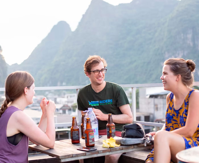 People Are Sharing The Most Underrated Thoughtful Gestures (40 Answers) People Are Sharing The Most Underrated Thoughtful Gestures (40 Answers)