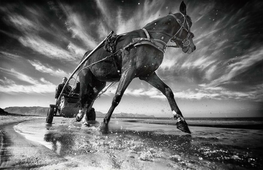 Here Are The Finalists For The Urban Photo Awards 2021 (30 Pics) Here Are The Finalists For The Urban Photo Awards 2021 (30 Pics)