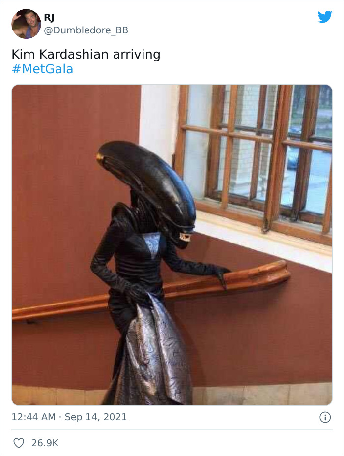 30 Hilarious Tweet Reactions To The 2021 Met Gala 30 Hilarious Tweet Reactions To The 2021 Met Gala