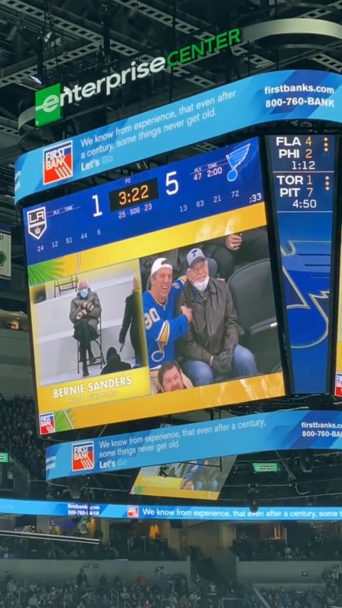 There Is A Lookalike Camera During St. Louis Blues Games, Here Are 35 Of Its Hilarious Discoveries There Is A Lookalike Camera During St. Louis Blues Games, Here Are 35 Of Its Hilarious Discoveries