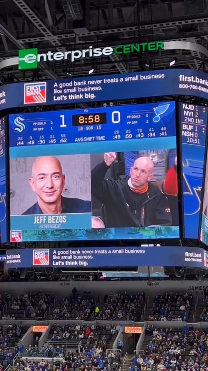 There Is A Lookalike Camera During St. Louis Blues Games, Here Are 35 Of Its Hilarious Discoveries There Is A Lookalike Camera During St. Louis Blues Games, Here Are 35 Of Its Hilarious Discoveries