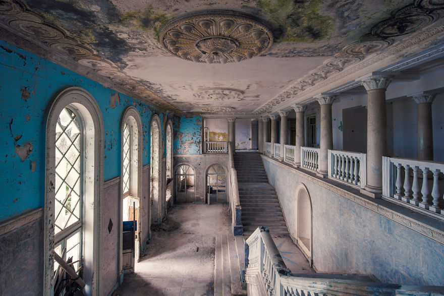 Let Me Show You The Jaw-Dropping Ruins Of Abkhazia (23 Pics) Let Me Show You The Jaw-Dropping Ruins Of Abkhazia (23 Pics)