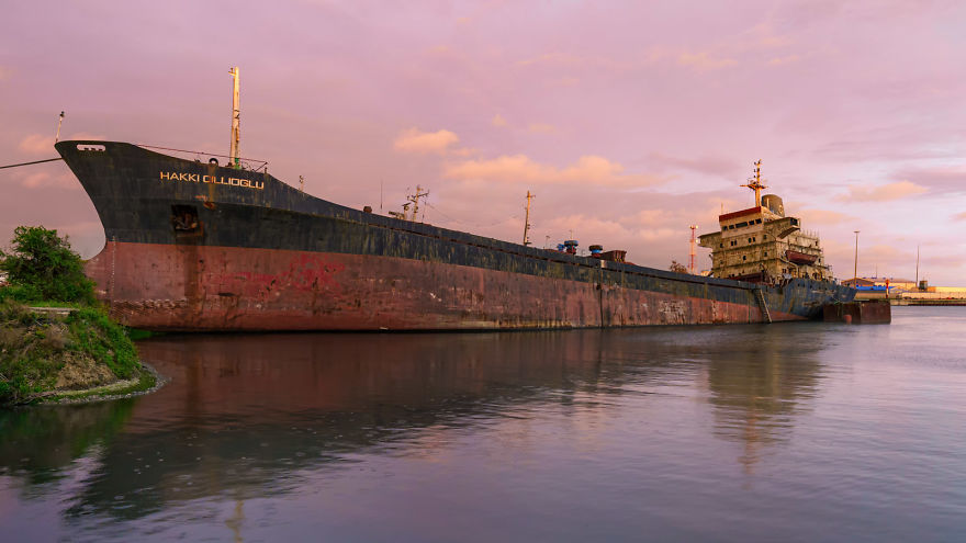 Let Me Show You The Jaw-Dropping Ruins Of Abkhazia (23 Pics) Let Me Show You The Jaw-Dropping Ruins Of Abkhazia (23 Pics)