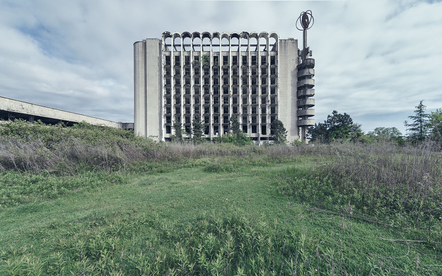 Let Me Show You The Jaw-Dropping Ruins Of Abkhazia (23 Pics) Let Me Show You The Jaw-Dropping Ruins Of Abkhazia (23 Pics)
