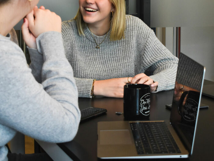 People Share What Insults Can Be Disguised As Compliments And Here’re 40 Of The Most Savage Ones People Share What Insults Can Be Disguised As Compliments And Here’re 40 Of The Most Savage Ones