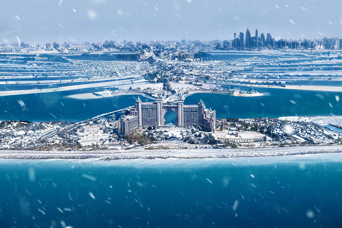 Dubai If It Had A Snowy Winter (13 Pics) Dubai If It Had A Snowy Winter (13 Pics)