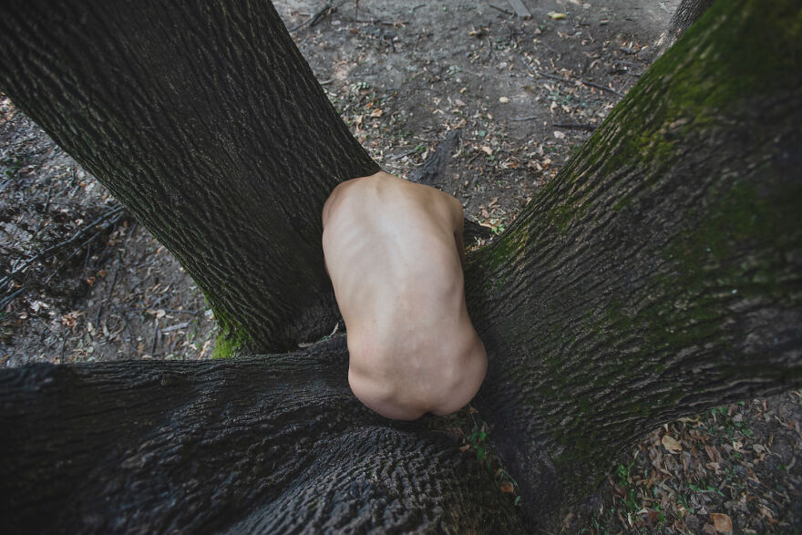 Ms. Spine – We (Me As A Photographer And Simona As A Model) Created A World Of The Spine By Personifying It, In Order To Show The Individual Beauty Of Each Of Us (15 Pics) Ms. Spine – We (Me As A Photographer And Simona As A Model) Created A World Of The Spine By Personifying It, In Order To Show The Individual Beauty Of Each Of Us (15 Pics)