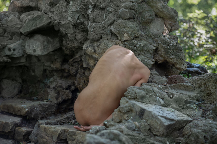 Ms. Spine – We (Me As A Photographer And Simona As A Model) Created A World Of The Spine By Personifying It, In Order To Show The Individual Beauty Of Each Of Us (15 Pics) Ms. Spine – We (Me As A Photographer And Simona As A Model) Created A World Of The Spine By Personifying It, In Order To Show The Individual Beauty Of Each Of Us (15 Pics)