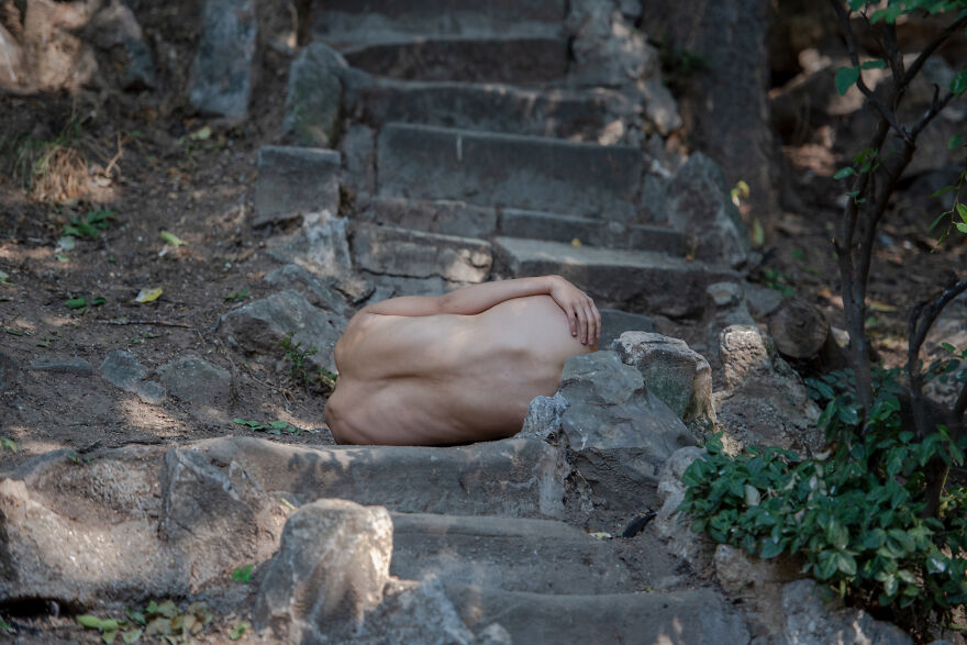 Ms. Spine – We (Me As A Photographer And Simona As A Model) Created A World Of The Spine By Personifying It, In Order To Show The Individual Beauty Of Each Of Us (15 Pics) Ms. Spine – We (Me As A Photographer And Simona As A Model) Created A World Of The Spine By Personifying It, In Order To Show The Individual Beauty Of Each Of Us (15 Pics)